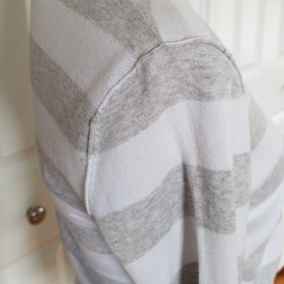 Top - Picture 4 of 8